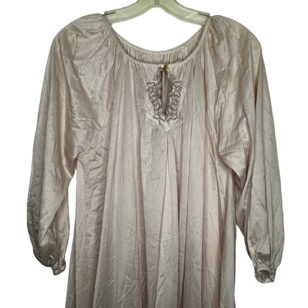 Vintage Nylon Pullover Robe - Picture 2 of 6